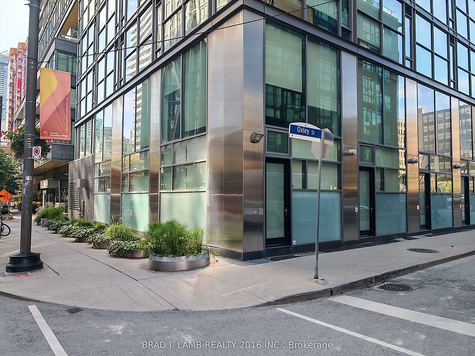 1st image of 25 Oxley St #Townhouse 1
