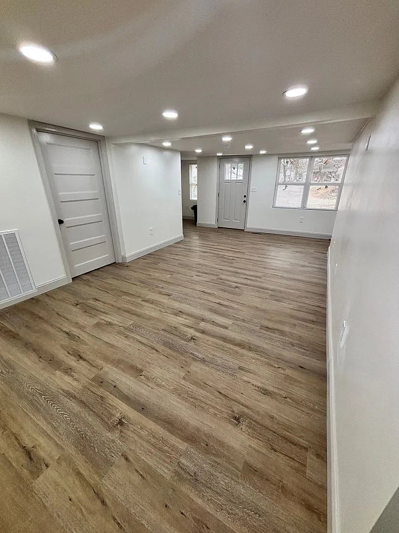 Coming Soon !3 Bedroom Home with Modern Updates & Small town Serenity! — Photo 4