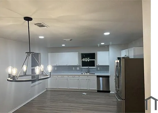 8011 Archcrest Ct — Photo 29