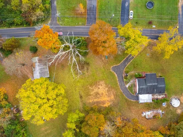 189 Wallace Pike, Bristol, VA 24202