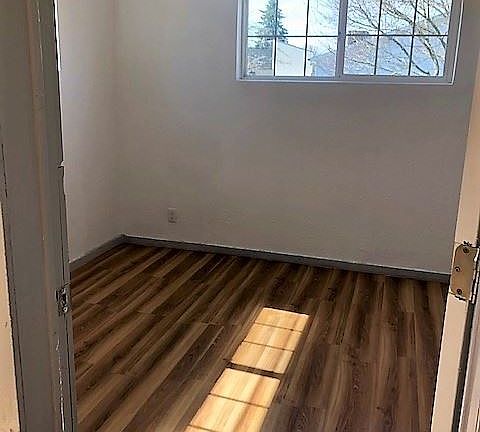 4th image of 1017 Chicago St SE #6269683