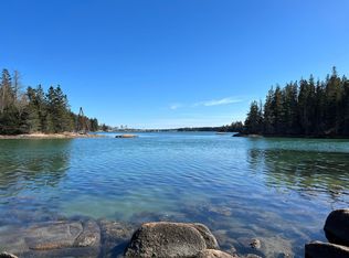 55 Oceanville Rd, Stonington, ME 04681