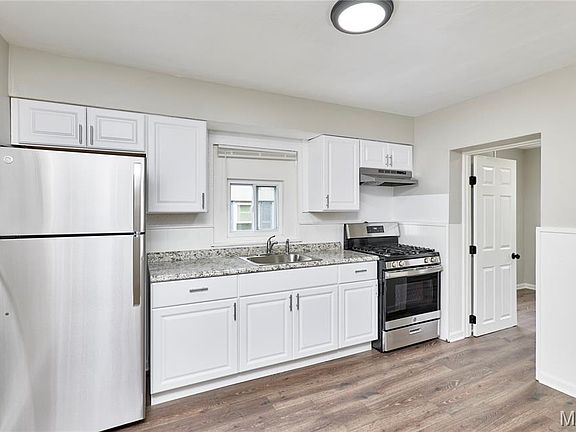 2nd image of 524 Ballman Ave