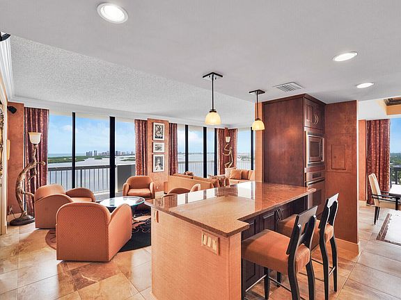 3rd image of 115 Lakeshore Drive #Ph47