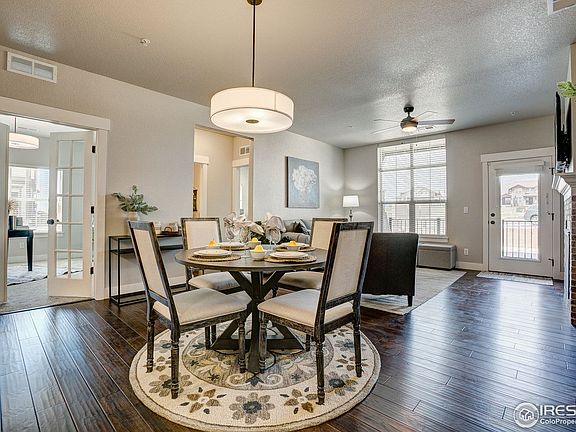 5th image of 827 Schlagel St #12