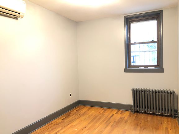 4th image of 68 Clifton Pl #B6e