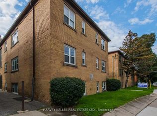 2905 Saint Clair Ave E #8, Toronto, ON M4B 1N5