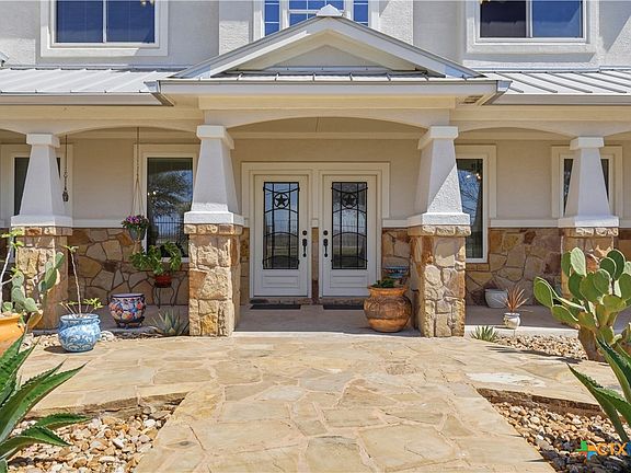 2nd image of 100 Mayfield Ln