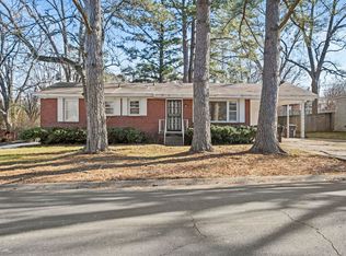702 N Spruce St, Searcy, AR 72143