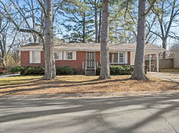702 N Spruce St, Searcy, AR 72143