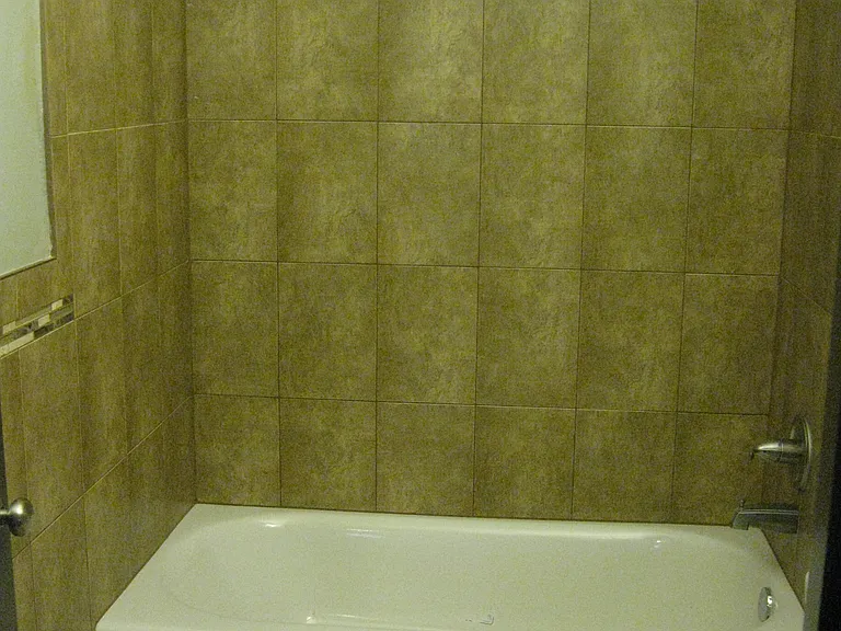 631 Ontario St SE #208 — Photo 25