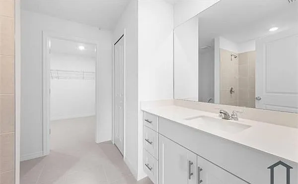 4 bed, 1817 sqft, $2,200 — Photo 4