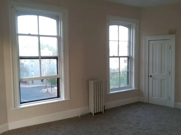 22 Ten Broeck St Floor 3, Albany, NY 12210