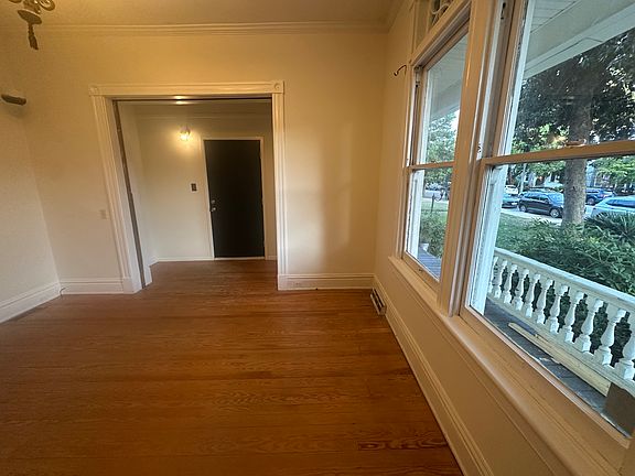 3rd image of 3130 Floyd Ave APT B