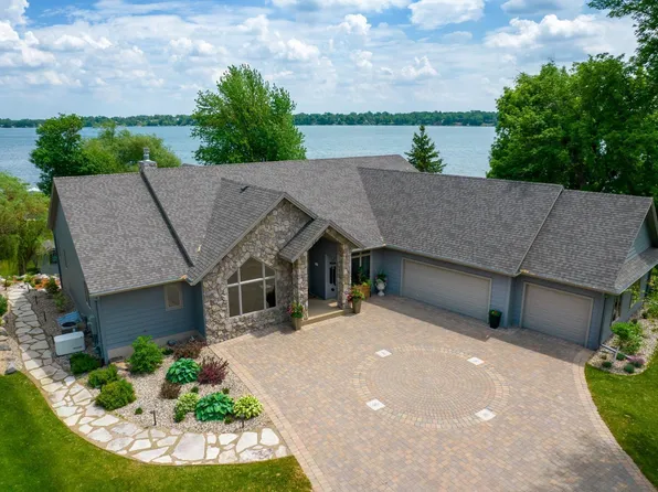 2240 Majestic Ln NW, Alexandria, MN 56308