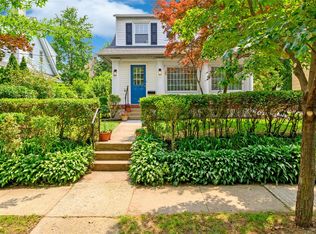 118 1st Ave, Pelham, NY 10803