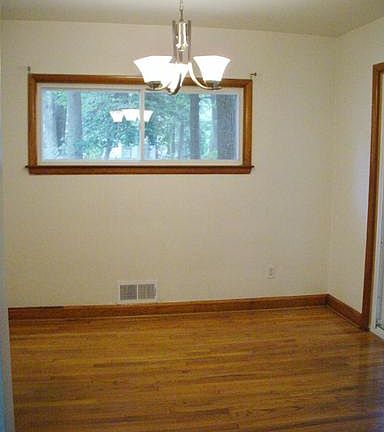 2nd image of 55 Sunset Dr