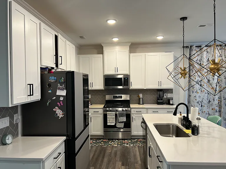 184 Karlov Rd — Photo 6