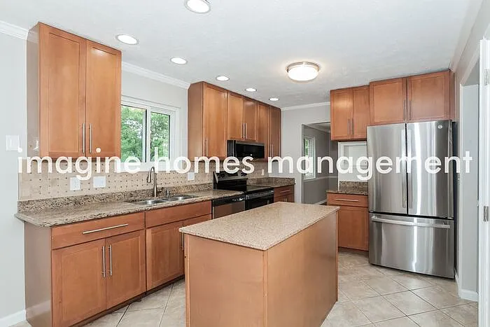 798 Clearfield Ln — Photo 6