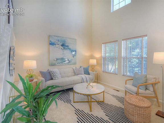 5th image of 17085 Foxcross Dr
