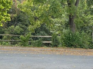 735 Burwell Ave, Staunton, VA 24401