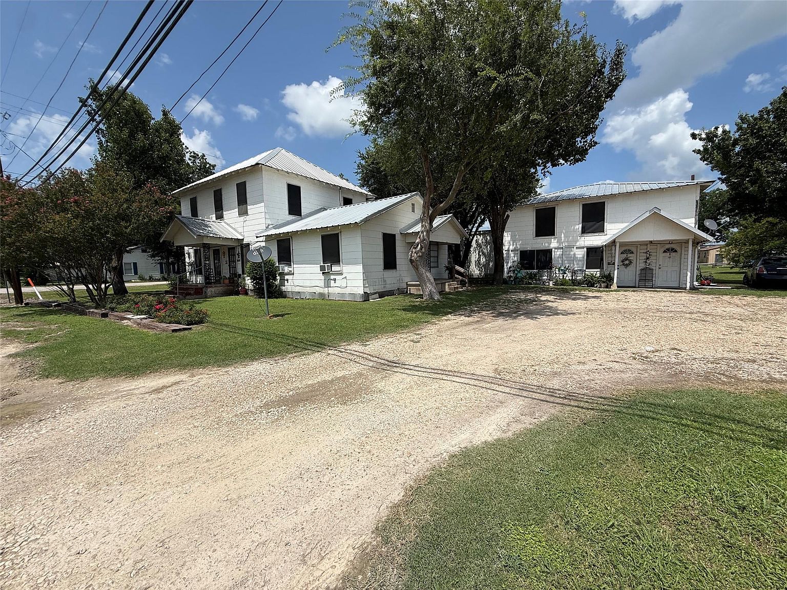 100 N 1st St, Thorndale, TX 76577 | MLS #9760337 | Zillow