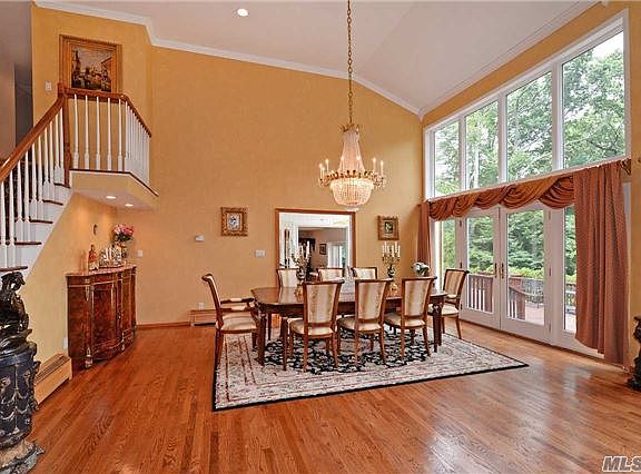 5th image of 155 Sycamore Dr