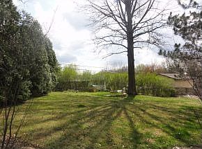 3rd image of 1916 E Windsor Dr