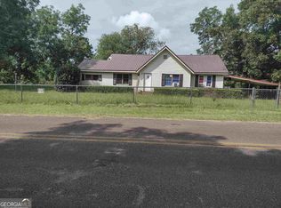 1262 Waterfork Rd, Irwinton, GA 31042