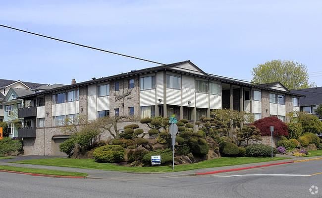 2nd image of 2231 Rucker Ave APT 13