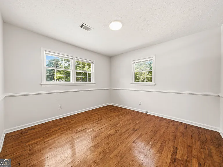 3940 Hubert Dr — Photo 26