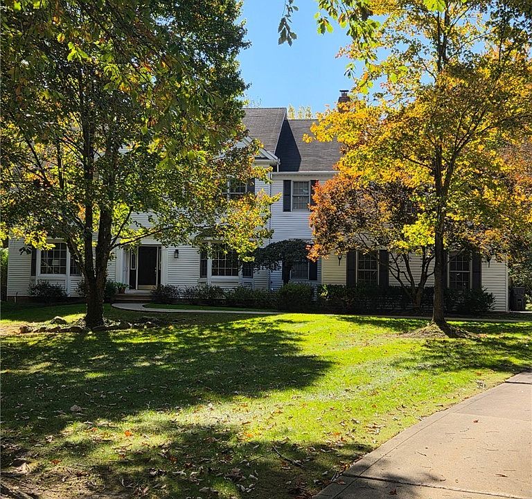 1st image of 6460 Laura Ln