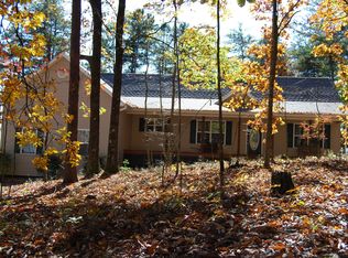 546 Duncan Bridge Trl, Cleveland, GA 30528