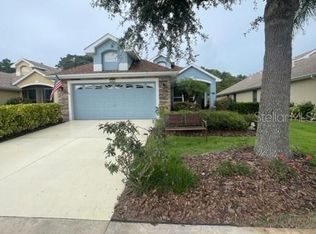 2035 Bayside Ave, Mount Dora, FL 32757