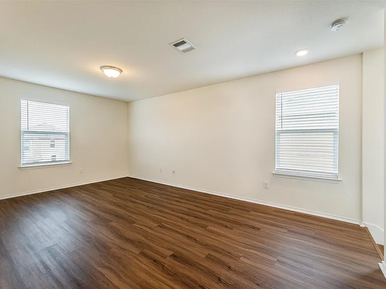 13709 Vigilance St — Photo 12