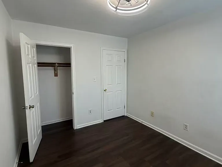4905 Windbrooke Ct — Photo 21