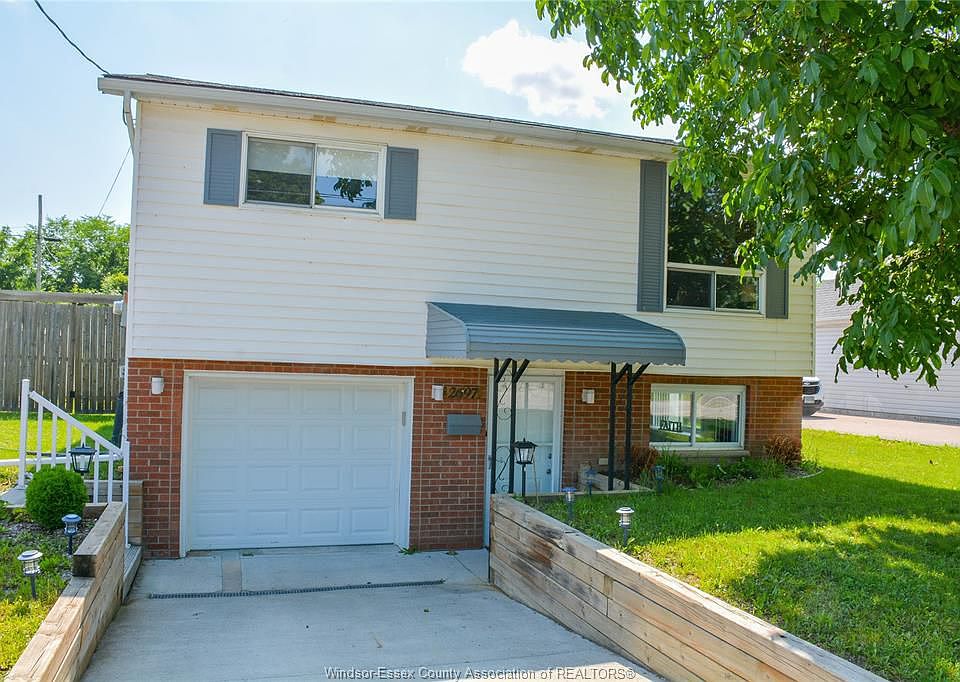 2697 Pillette Rd, Windsor, ON N8T 1P9 Zillow