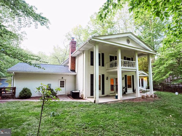 11807 Yates Ford Rd, Fairfax Station, VA 22039