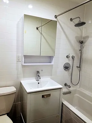 Rented by AD Real Estate Investors | media 13