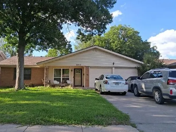 2813 Lawrence St, Irving, TX 75061