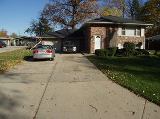 1875-77 Connie Ct, Aurora, IL 60505