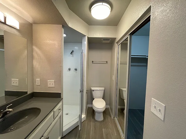 934 N Benton Ave — Photo 18