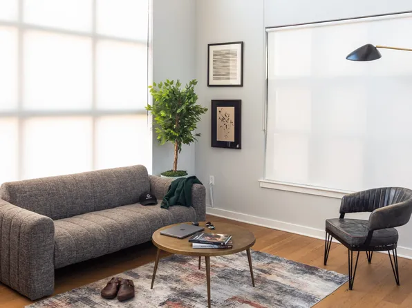 222-24 Vine St, Philadelphia, PA