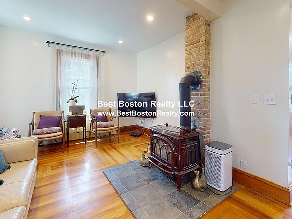 3rd image of 18 Nashua St #3