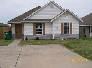 2212 Harry St, Springdale, AR 72764