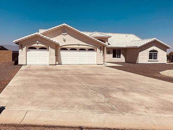 3rd image of 2865 Mountain Trail Way
