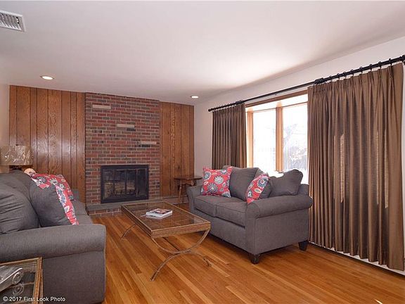 2nd image of 90 Kenson Dr