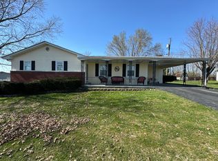 61 Emmons Dr, Flemingsburg, KY 41041