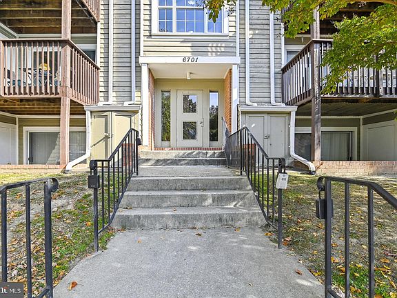 3rd image of 6701 White Water Ct Unit 204