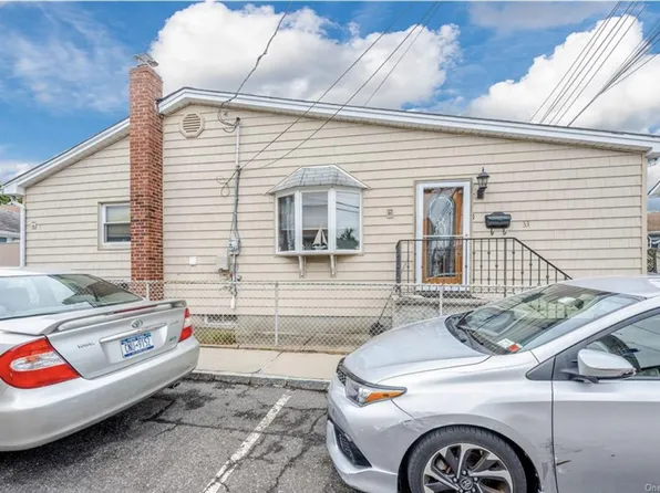 33 Alden Park #33, Bronx, NY 10465